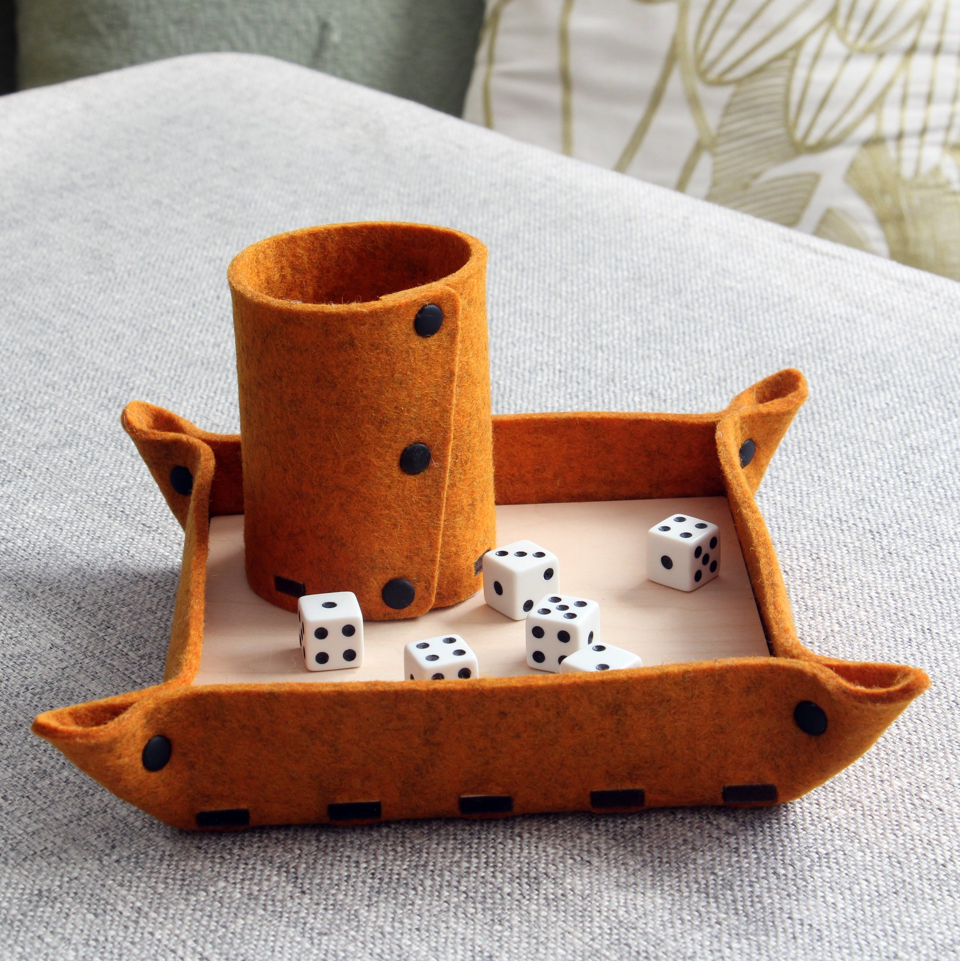 Handmade Felt Dice Tray & Shaker Cup Set – Perfect for Tabletop Games - Curved Angles Studio