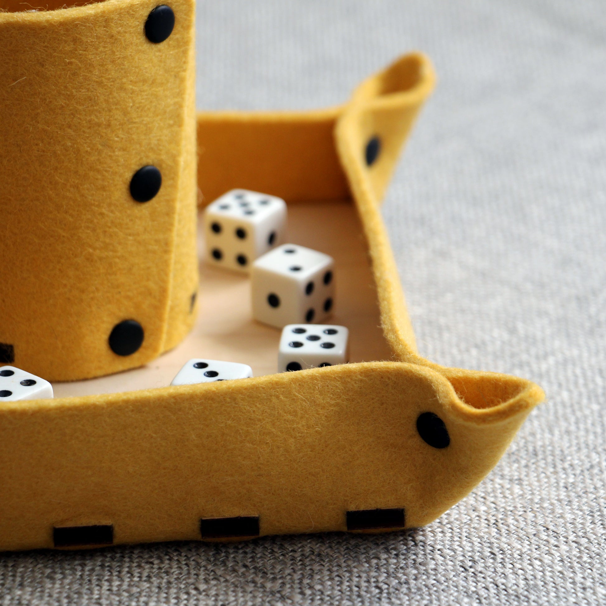 Handmade Felt Dice Tray & Shaker Cup Set – Perfect for Tabletop Games - Curved Angles Studio