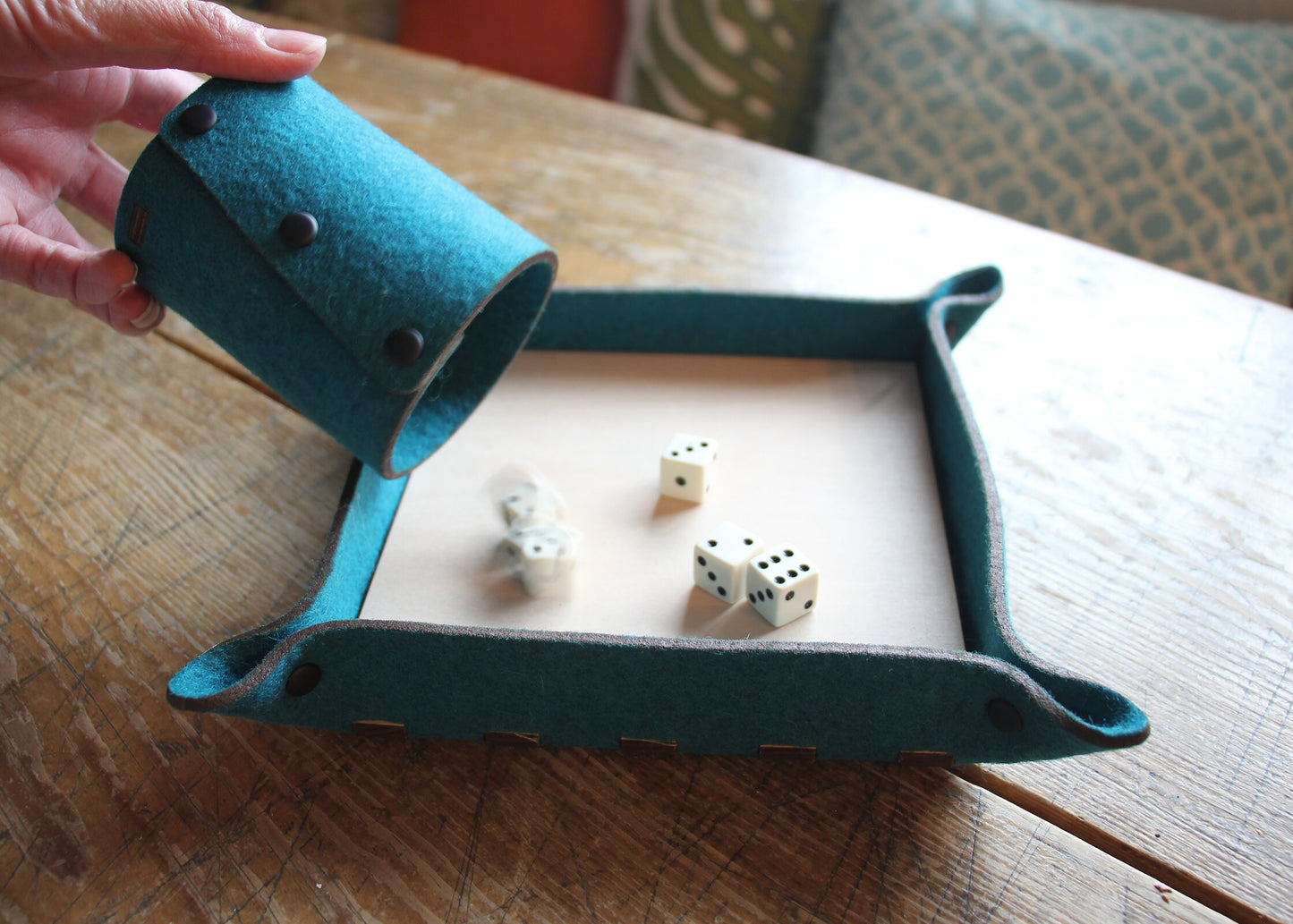 Felt Dice Cup and Tray Set Yahtzee